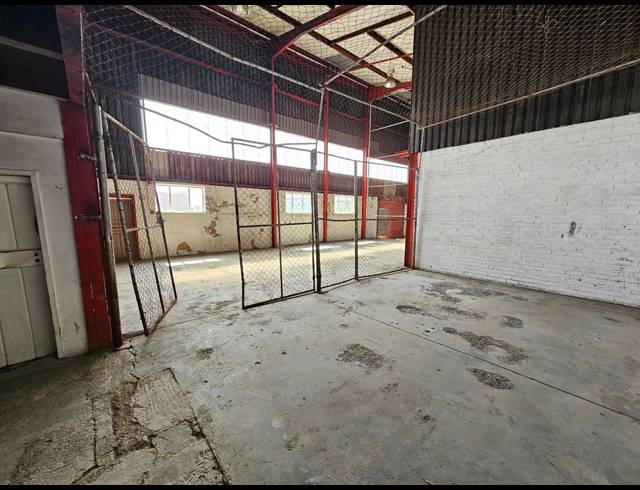 371M² WAREHOUSE TO LET IN ANDERBOLT